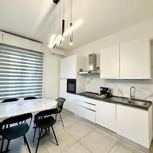 https://appartamento-dolce-vita.it-lombardy.com